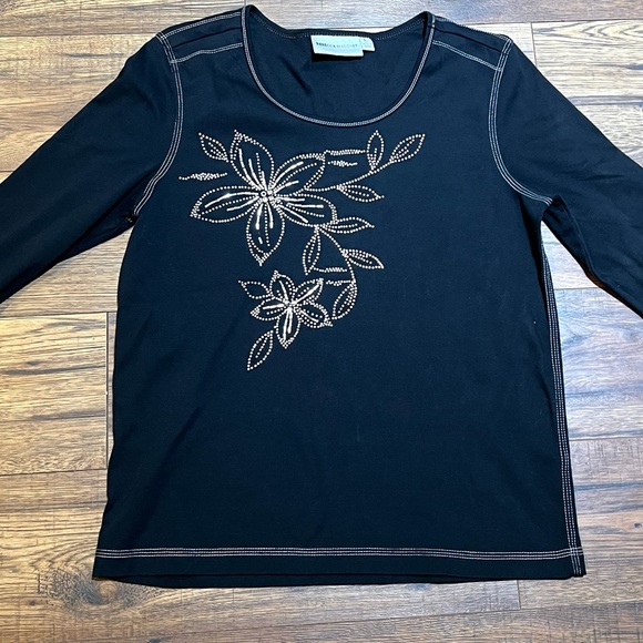 Rebecca Malone Beaded Flower Blouse Size Large - Picture 4 of 8